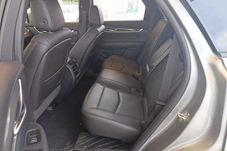 Used Cadillac XT5 2024 2.0T All-Wheel-Drive Luxury Version (Hummingbird Edition) Left Rear Seat