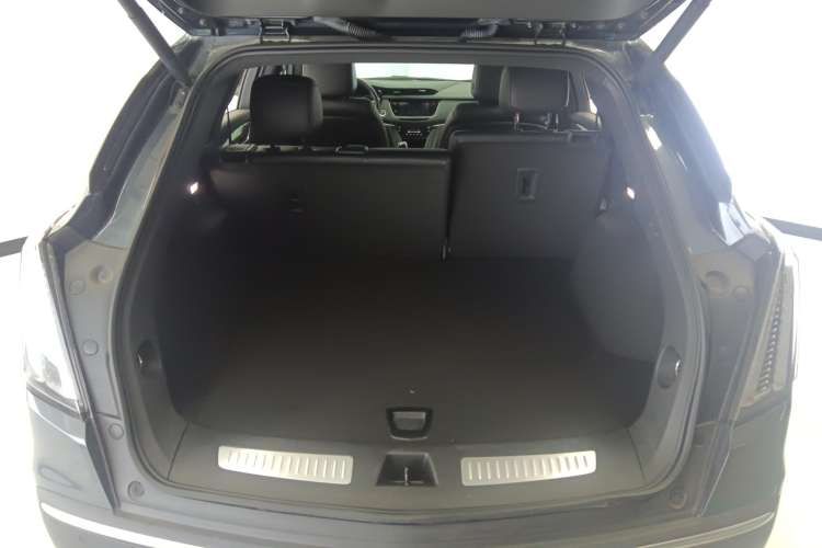 Used Cadillac XT5 2024 2.0T All-Wheel-Drive Luxury Version (Hummingbird Edition) Trunk