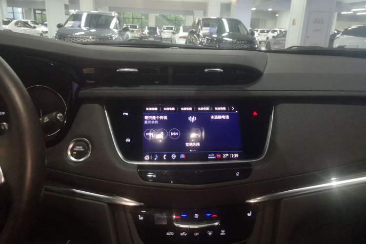 Used Cadillac XT5 2024 2.0T All-Wheel-Drive Luxury Version (Hummingbird Edition) Audio And AC Panel