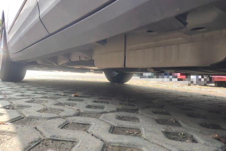 Used Cadillac XT5 2024 2.0T Two-Wheel Drive Fashion Edition Chassis Rear Left