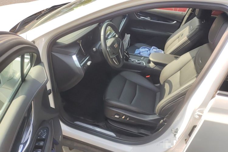 Used Cadillac XT5 2024 2.0T Two-Wheel Drive Fashion Edition Driver Seat