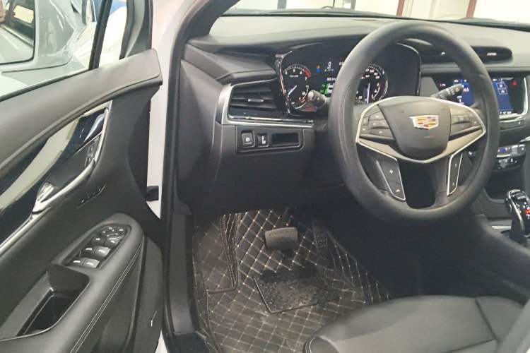 Used Cadillac XT5 2024 2.0T Two-Wheel Drive Fashion Edition Driver Seat