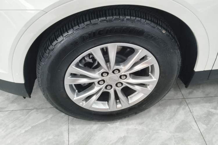 Used Cadillac XT5 2024 2.0T Two-Wheel Drive Fashion Edition Exterior 4