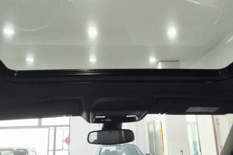 Used Cadillac XT5 2024 2.0T Two-Wheel Drive Fashion Edition Headliner