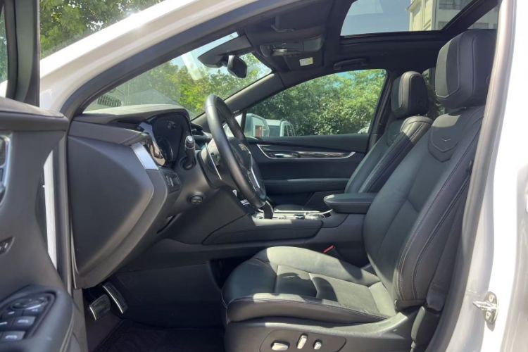 Used Cadillac XT5 2024 2.0T All-Wheel-Drive Luxury Version (Hummingbird Edition) Interior 2