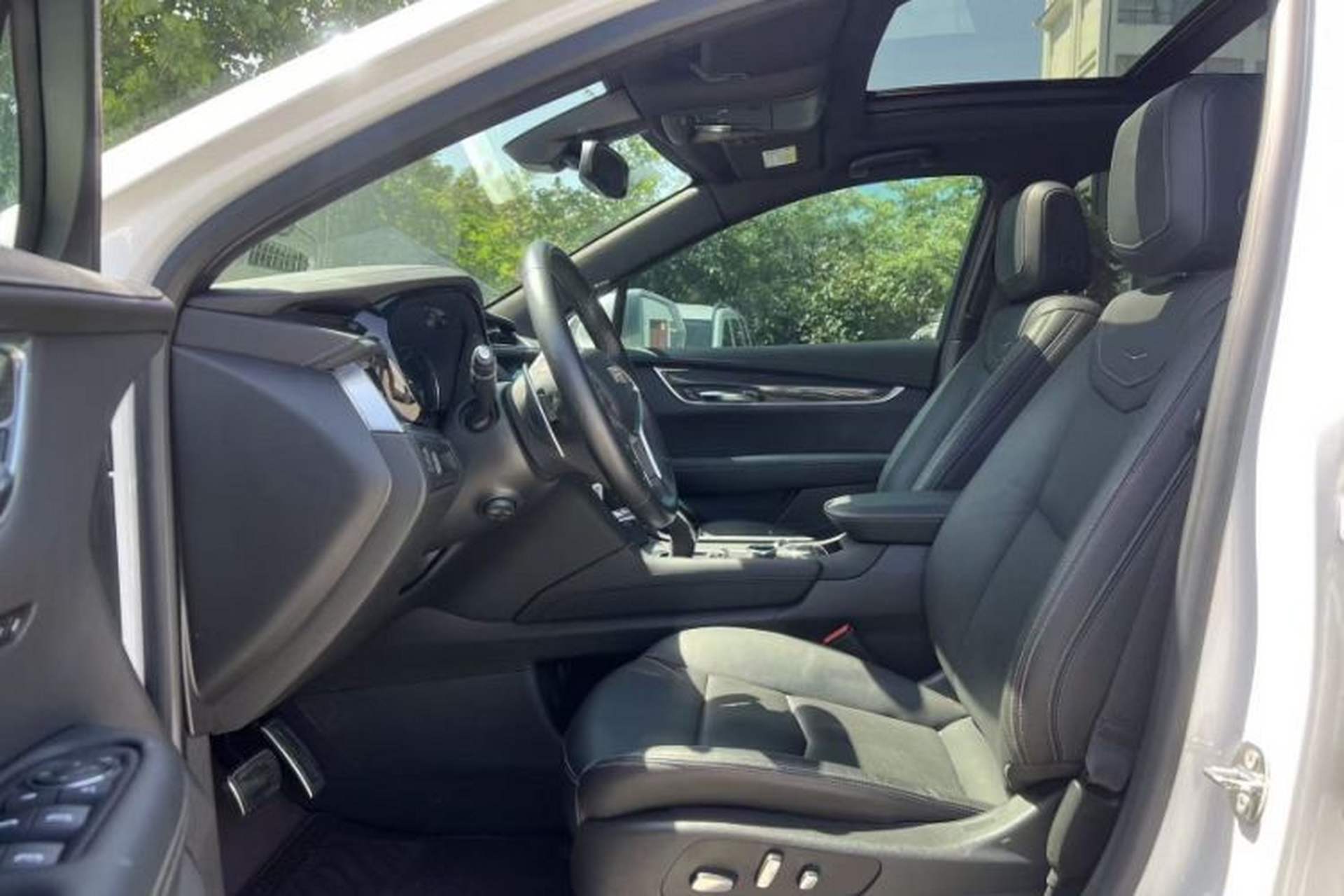 Used Cadillac XT5 2024 2.0T All-Wheel-Drive Luxury Version (Hummingbird Edition) Interior 2