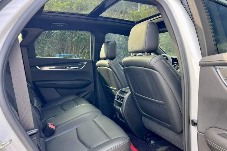 Used Cadillac XT5 2024 2.0T All-Wheel-Drive Luxury Version (Hummingbird Edition) Interior 4