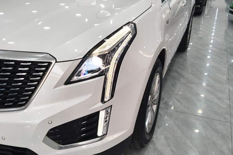 Used Cadillac XT5 2024 2.0T Two-Wheel Drive Fashion Edition Left Front Headlight