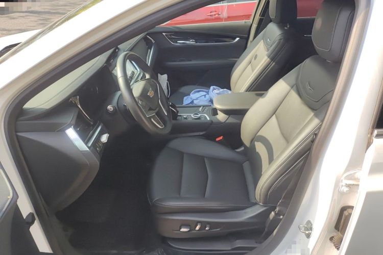 Used Cadillac XT5 2024 2.0T Two-Wheel Drive Fashion Edition Left Front Seat