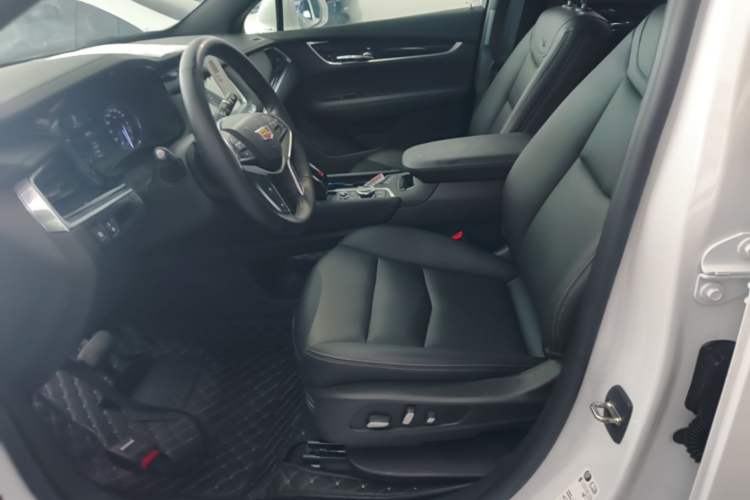 Used Cadillac XT5 2024 2.0T Two-Wheel Drive Fashion Edition Left Front Seat