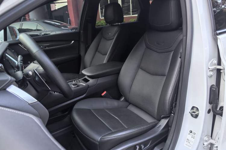 Used Cadillac XT5 2024 2.0T All-Wheel-Drive Luxury Version (Hummingbird Edition) Left Front Seat