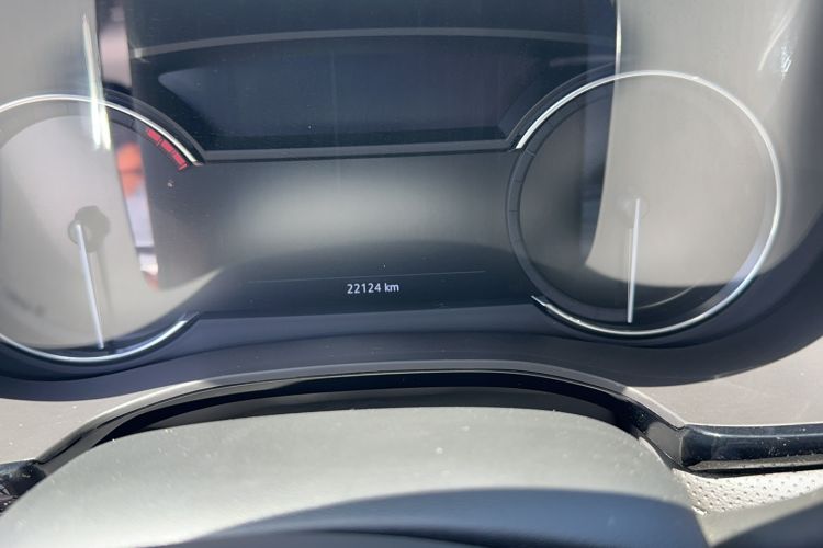 Used Cadillac XT5 2024 2.0T All-Wheel-Drive Luxury Version (Hummingbird Edition) Odometer Close Up