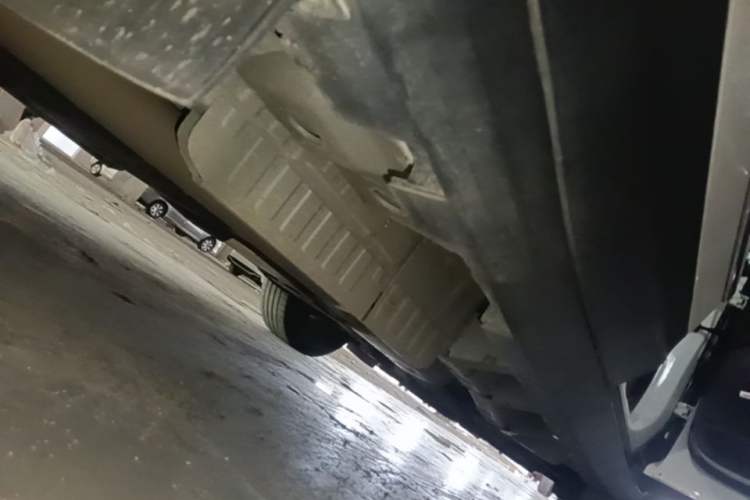 Used Cadillac XT5 2024 2.0T Two-Wheel Drive Fashion Edition Right Side Sill