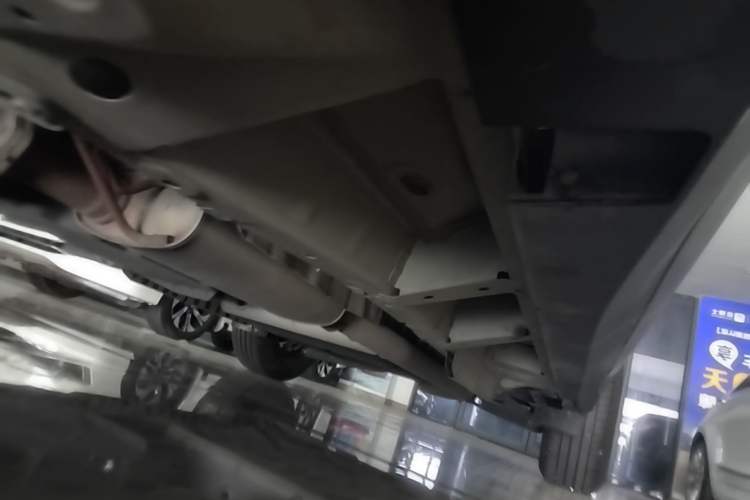 Used Cadillac XT5 2024 2.0T Two-Wheel Drive Fashion Edition Right Side Sill