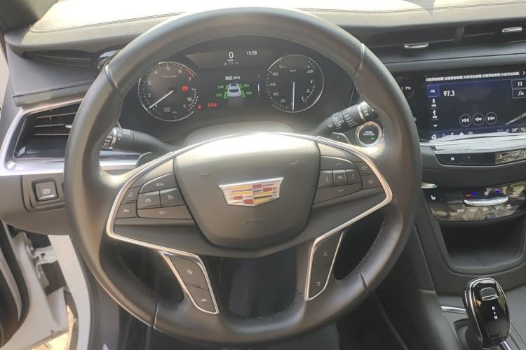 Used Cadillac XT5 2024 2.0T Two-Wheel Drive Fashion Edition Steering Wheel