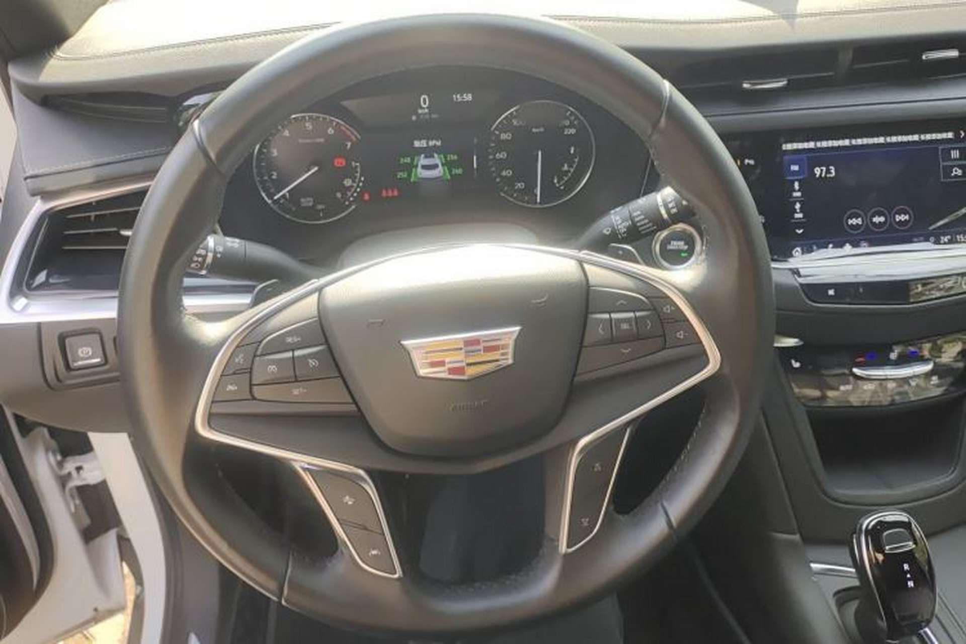 Used Cadillac XT5 2024 2.0T Two-Wheel Drive Fashion Edition Steering Wheel