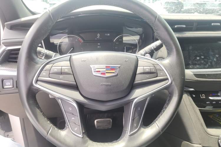 Used Cadillac XT5 2024 2.0T All-Wheel-Drive Luxury Version (Hummingbird Edition) Steering Wheel