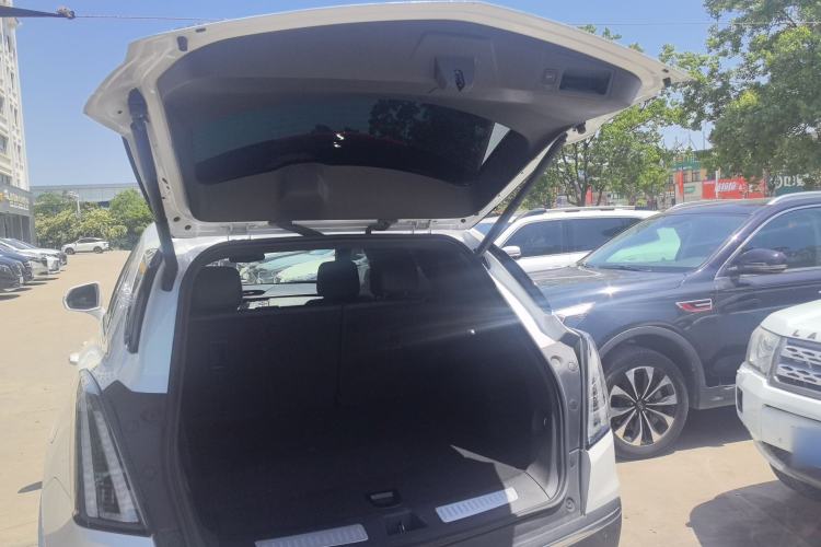 Used Cadillac XT5 2024 2.0T All-Wheel-Drive Luxury Version (Hummingbird Edition) Trunk