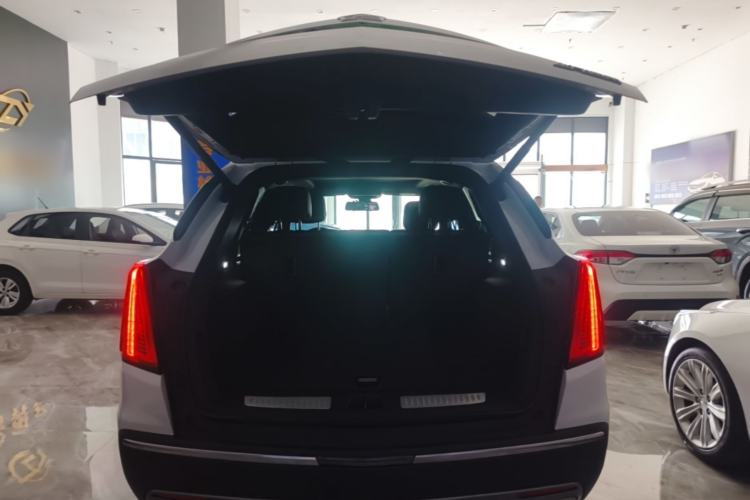 Used Cadillac XT5 2024 2.0T Two-Wheel Drive Fashion Edition Trunk