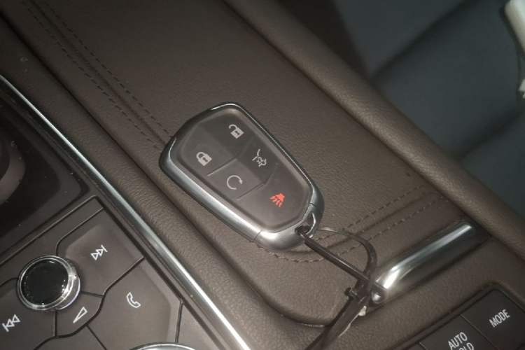 Used Cadillac XT5 2024 2.0T All-Wheel-Drive Luxury Version (Hummingbird Edition) Vehicle Key