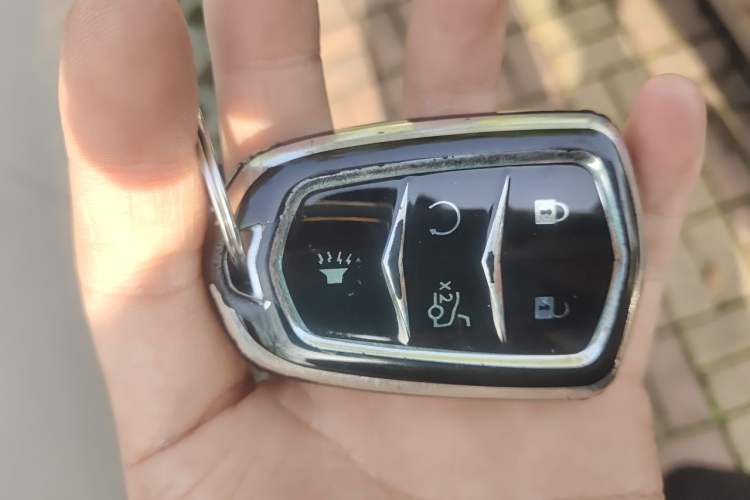Used Cadillac XT5 2024 2.0T Two-Wheel Drive Fashion Edition Vehicle Key