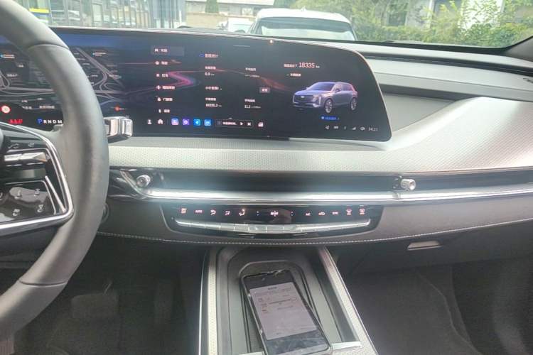 Used Cadillac XT5 2025 2.0T Luxury Version Audio And AC Panel