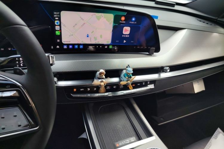 Used Cadillac XT5 2025 2.0T Luxury Version Audio And AC Panel