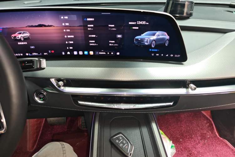 Used Cadillac XT5 2025 2.0T Luxury Version Audio And AC Panel