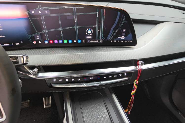 Used Cadillac XT5 2025 2.0T Prestige Version Audio And AC Panel