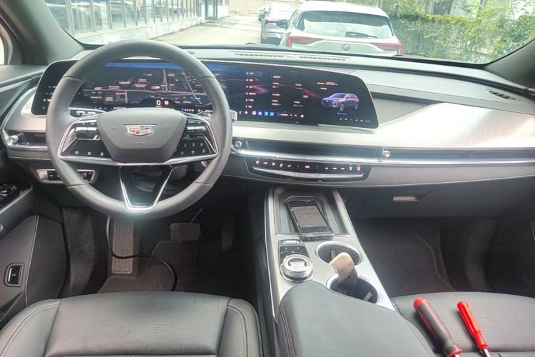 Used Cadillac XT5 2025 2.0T Luxury Version Center Console