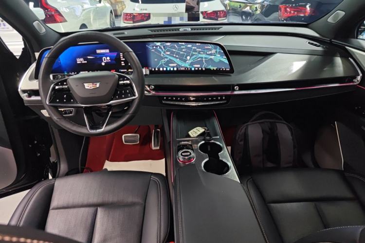 Used Cadillac XT5 2025 2.0T Prestige Version Center Console