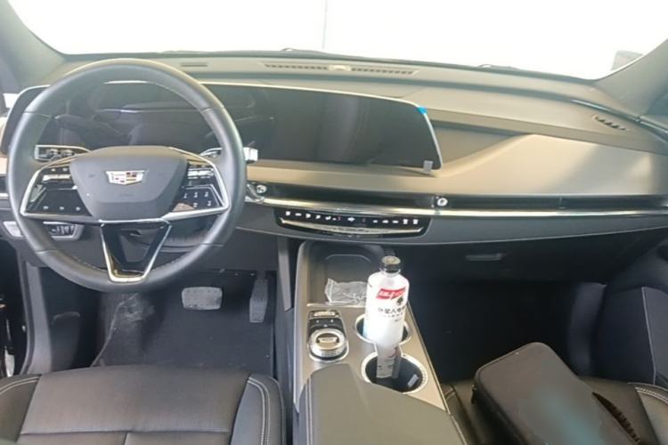 Used Cadillac XT5 2025 2.0T Luxury Version Center Console
