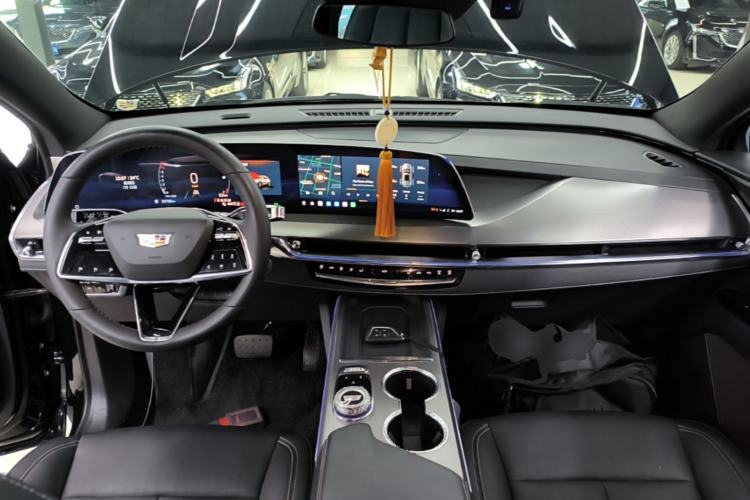 Used Cadillac XT5 2025 2.0T Luxury Version Center Console