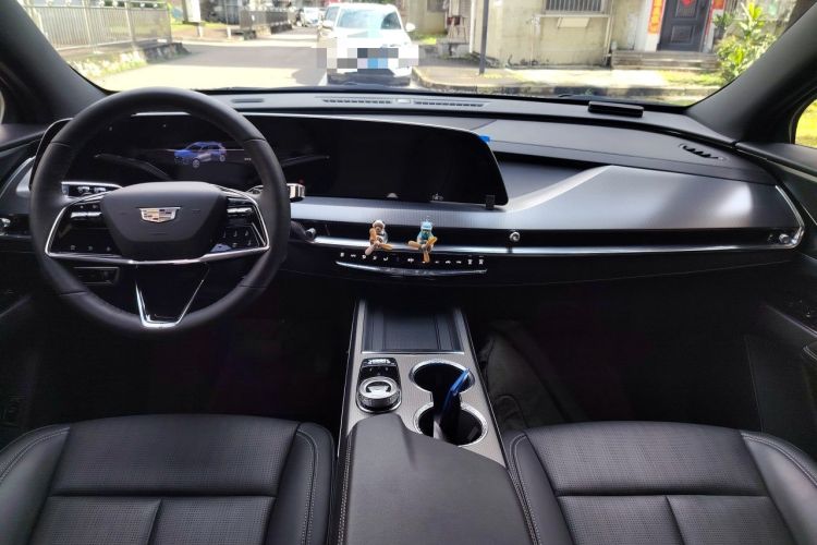 Used Cadillac XT5 2025 2.0T Luxury Version Center Console