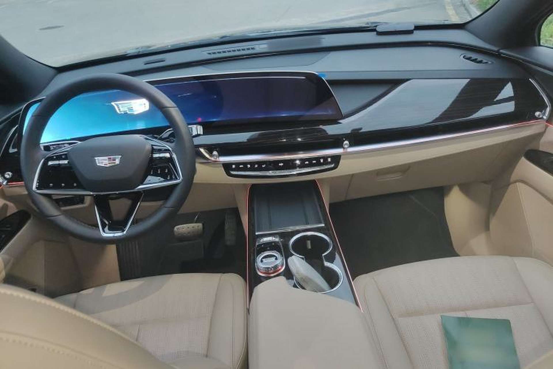 Used Cadillac XT5 2025 2.0T Luxury Version Center Console
