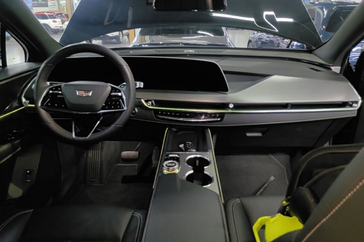 Used Cadillac XT5 2025 2.0T Luxury Version Center Console