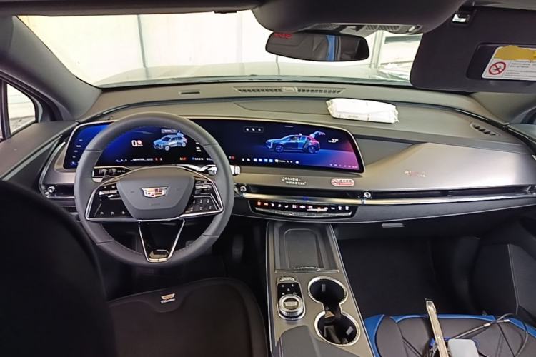 Used Cadillac XT5 2025 2.0T Luxury Version Center Console