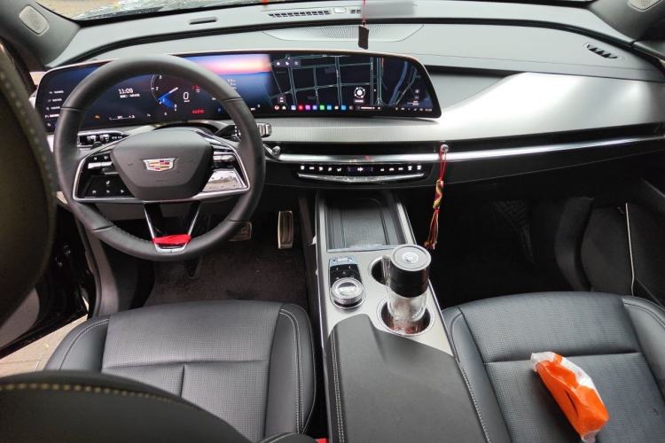 Used Cadillac XT5 2025 2.0T Prestige Version Center Console