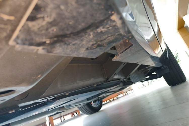 Used Cadillac XT5 2025 2.0T Platinum Edition Chassis Front Left