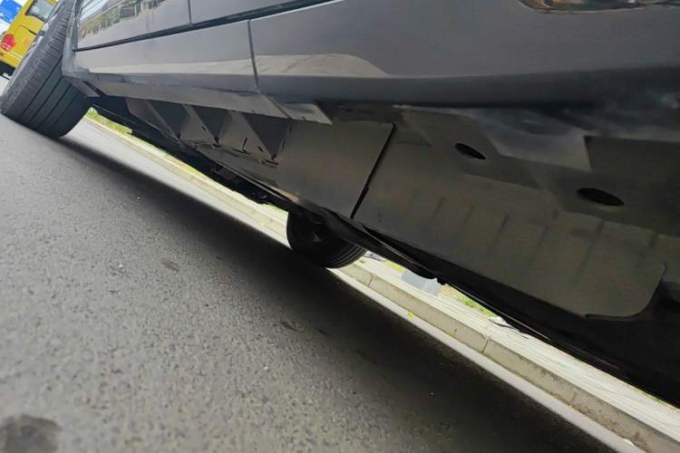 Used Cadillac XT5 2025 2.0T Prestige Version Chassis Rear Left