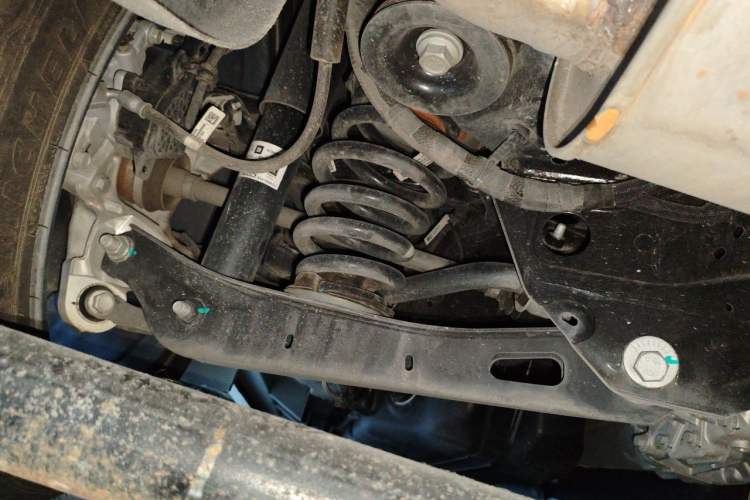 Used Cadillac XT5 2025 2.0T Luxury Version Chassis Rear Left