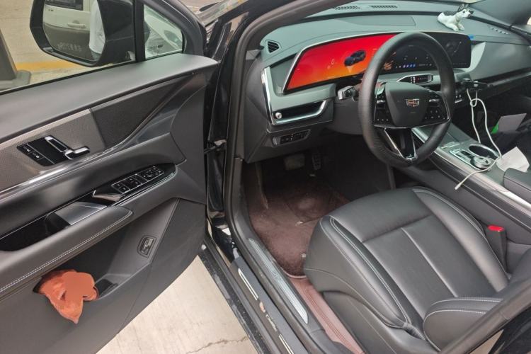 Used Cadillac XT5 2025 Model 2.0T Metropolitan Edition Driver Seat