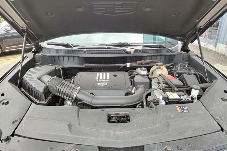 Used Cadillac XT5 2025 2.0T Luxury Version Engine Bay