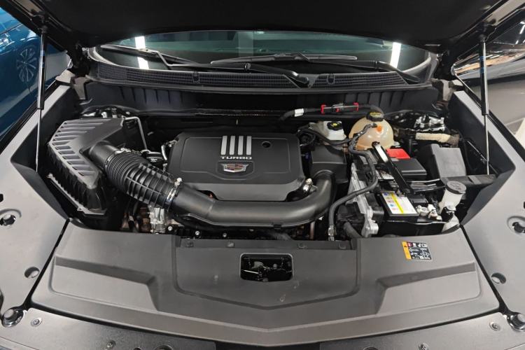 Used Cadillac XT5 2025 2.0T Prestige Version Engine Bay