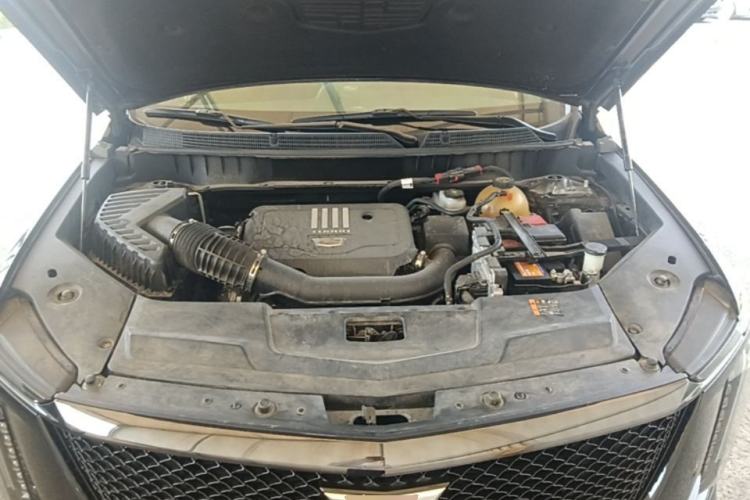 Used Cadillac XT5 2025 2.0T Luxury Version Engine Bay