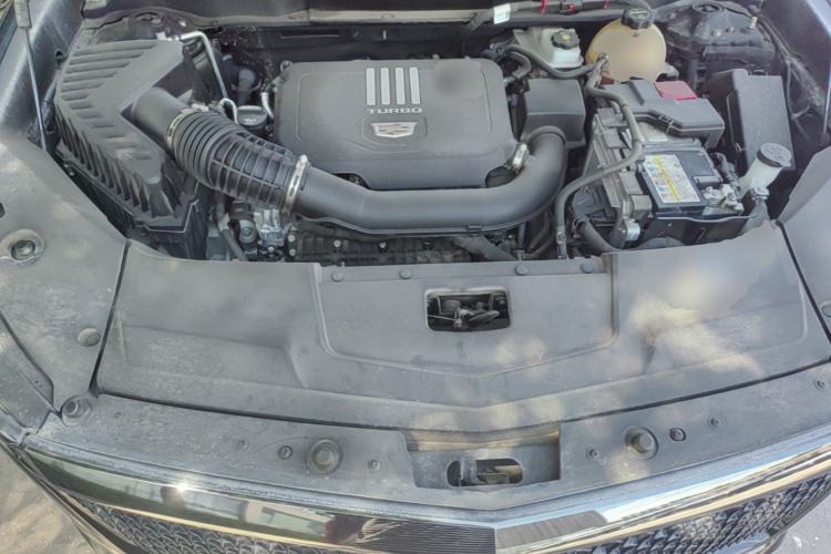 Used Cadillac XT5 2025 2.0T Platinum Edition Engine Bay