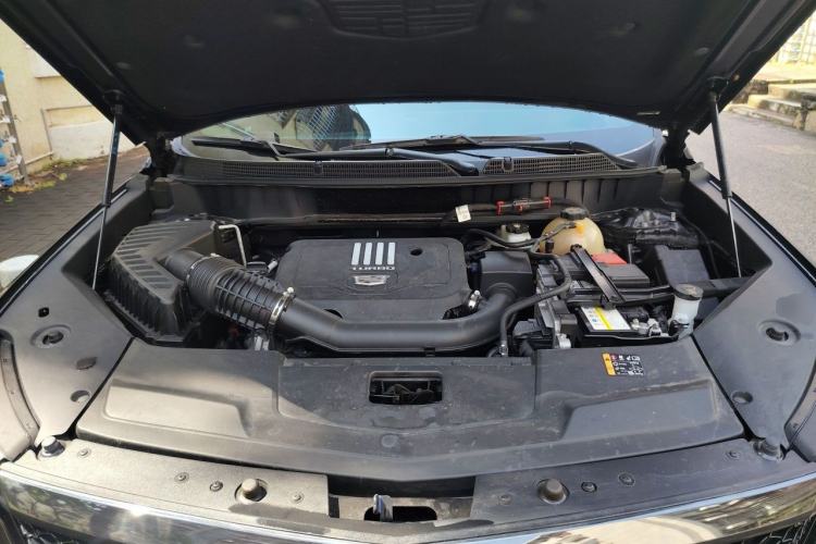 Used Cadillac XT5 2025 2.0T Luxury Version Engine Bay