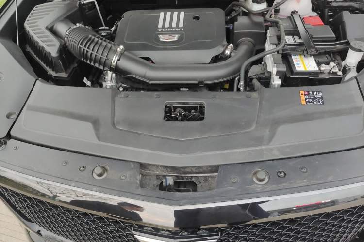 Used Cadillac XT5 2025 2.0T Luxury Version Engine Bay