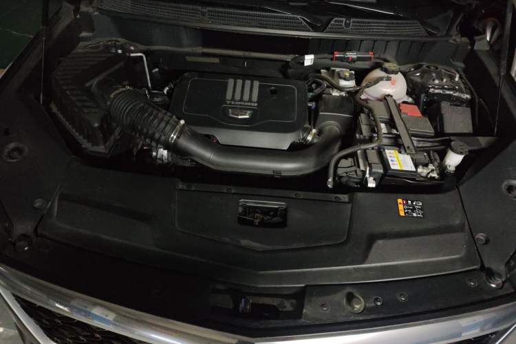 Used Cadillac XT5 2025 Model 2.0T Metropolitan Edition Engine Bay