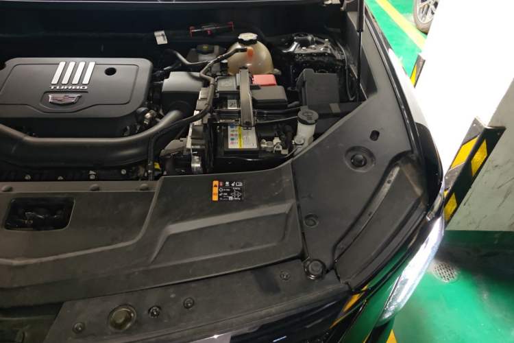 Used Cadillac XT5 2025 2.0T Luxury Version Engine Bay Left